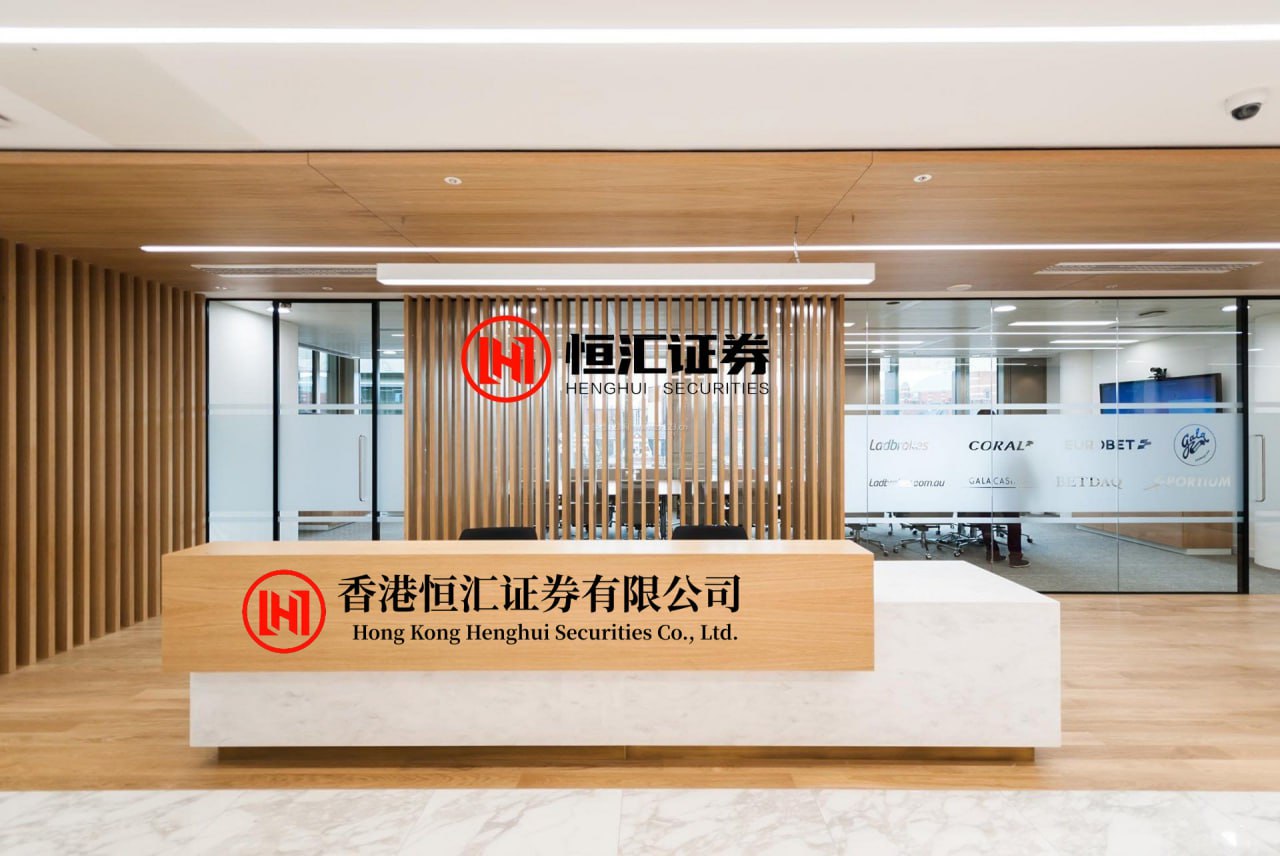万隆优配平台 男人晨起第一泡尿：颜色、泡沫、力度，藏着一生“性福”密码，看懂少走弯路